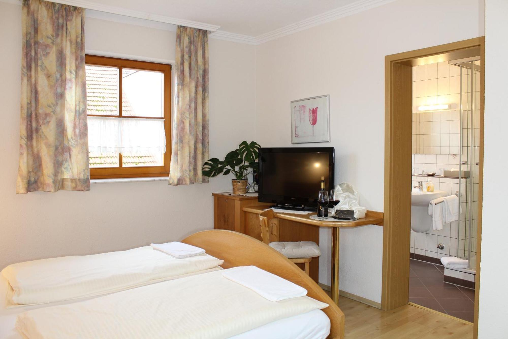 Winzerhotel Kinges-Kessel Morstadt Εξωτερικό φωτογραφία